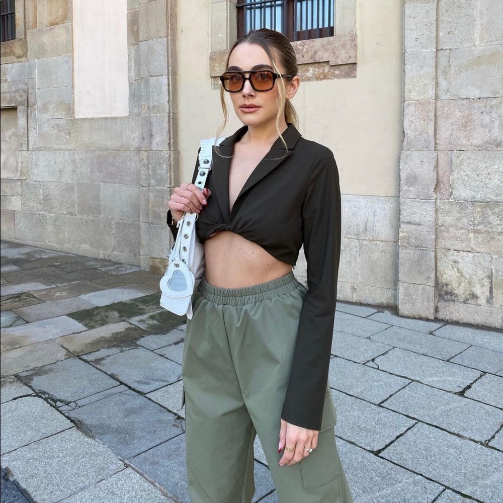 KNOTTED CROP TOP || ZARA || BLOGGER FAV